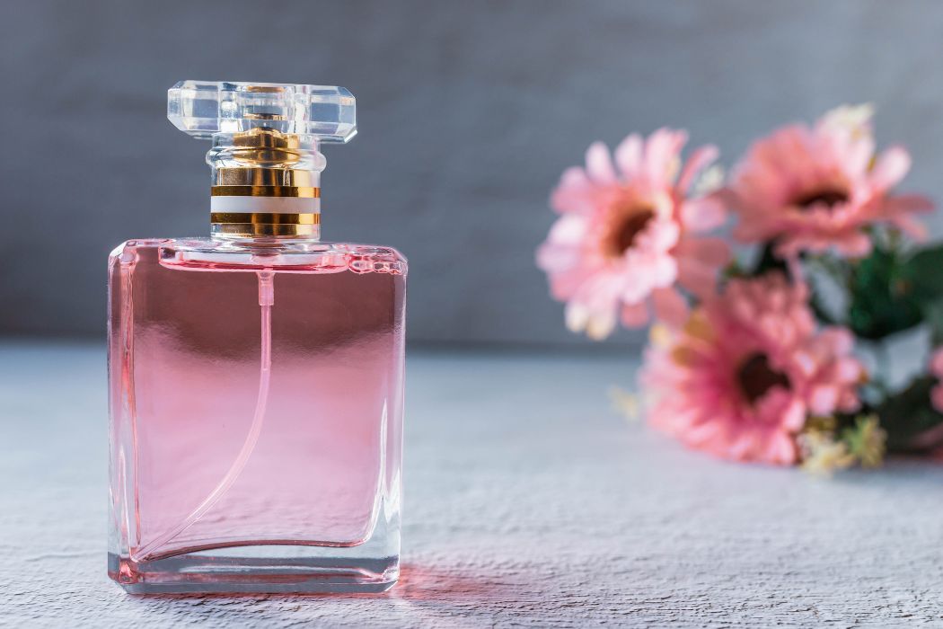 How to apply perfume effectively